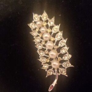Elegant 1950's Silver Tone and Faux Pearl With Rhinestones Leaf Brooch